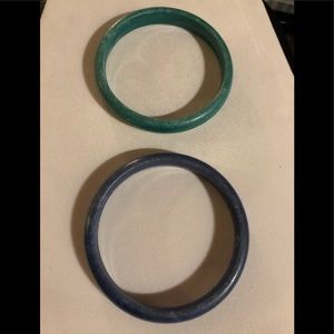 Set of 2 bangle bracelets